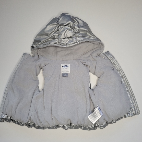 Baby Silver Puffer Hooded Sleeveless Vest 6-12M - Picture 2 of 8